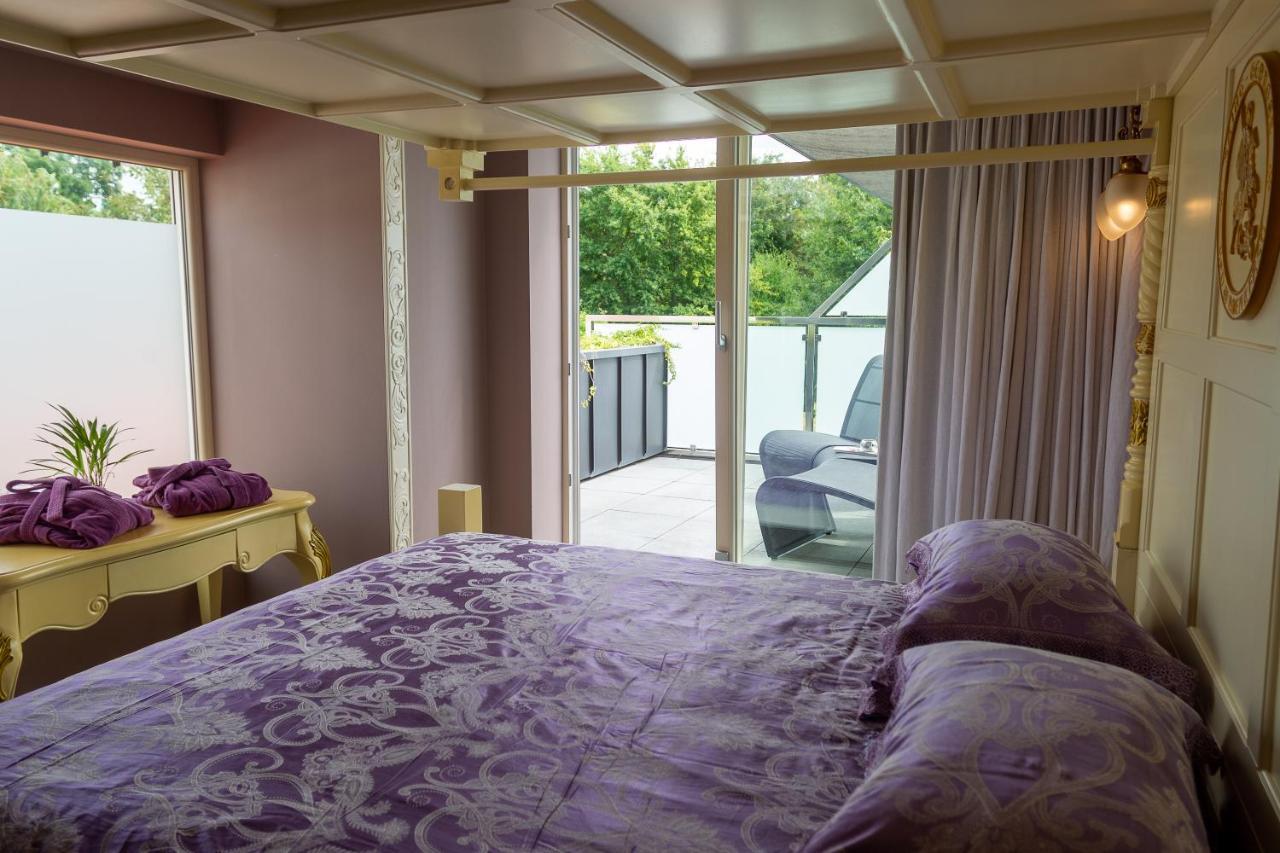 B&B Saint-Georges Brügge Exterior foto A bedroom at the hotel